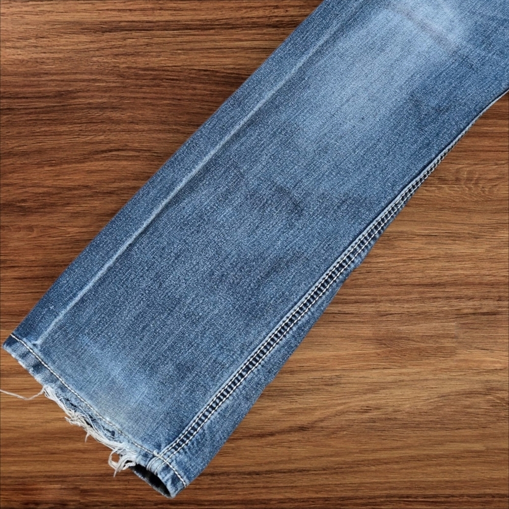 Bongo Low Rise 90s Embroidered Bootcut Denim Jeans - Picture 6 of 8